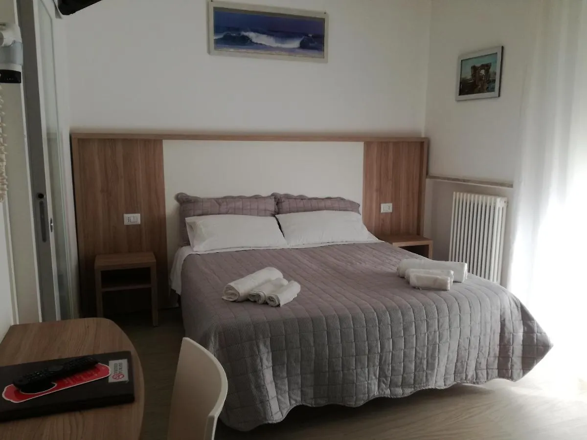 B&B Villa Lambusta Cesenatico 0*,  Italien