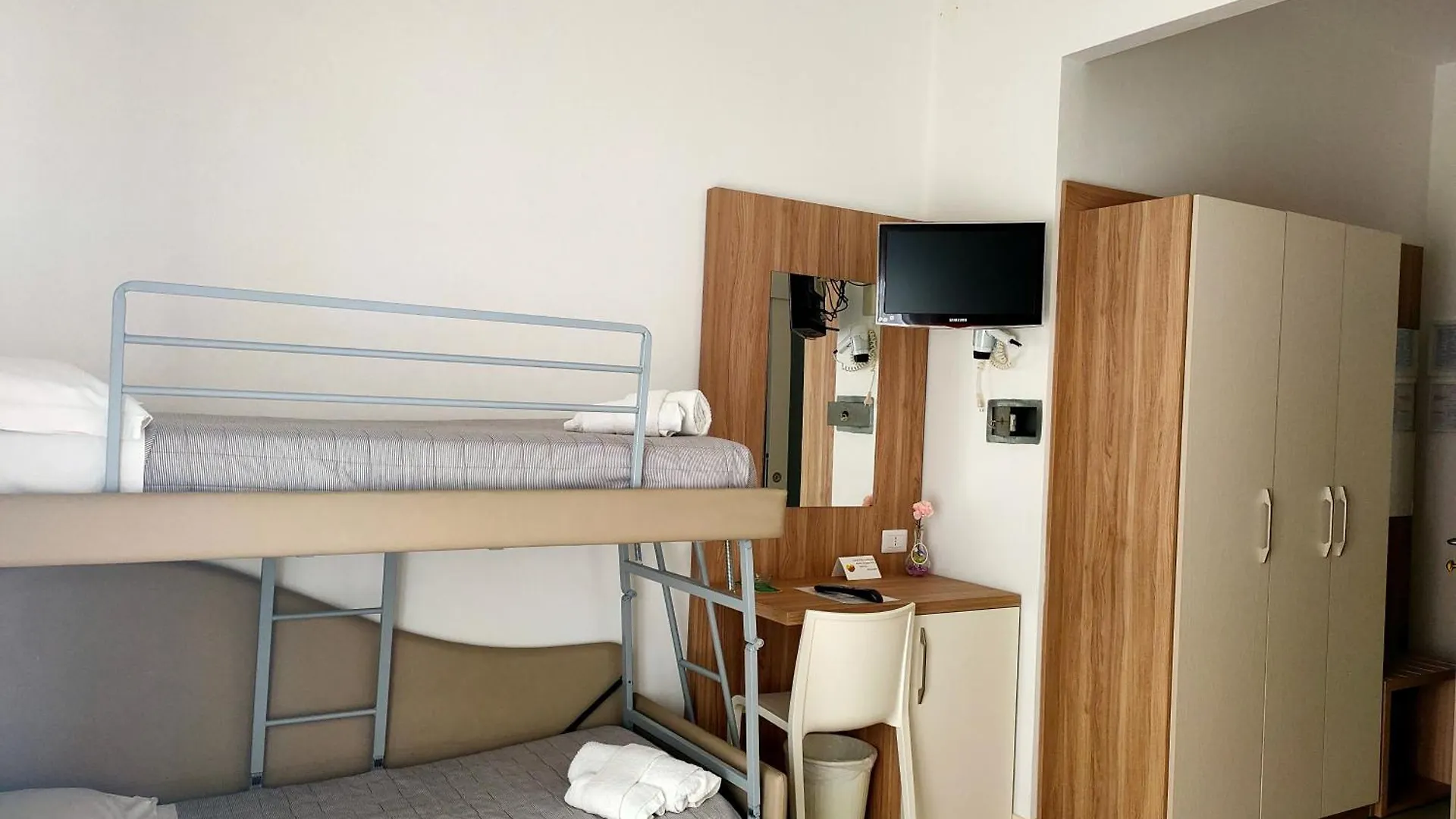 B&B Villa Lambusta Cesenatico 0*,  Italien